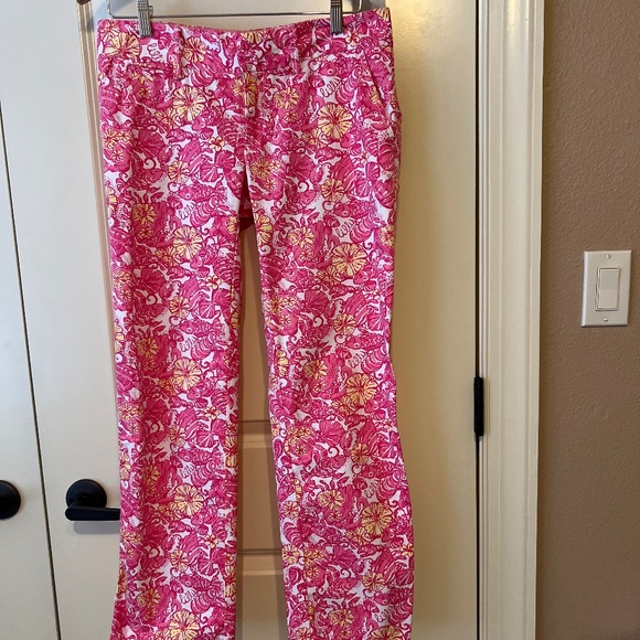 Lilly Pulitzer Pants - Lilly Pulitzer "Whitney" Pants (roll up) size 4